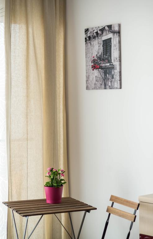 Studio Riviera Mamaia Luaran gambar